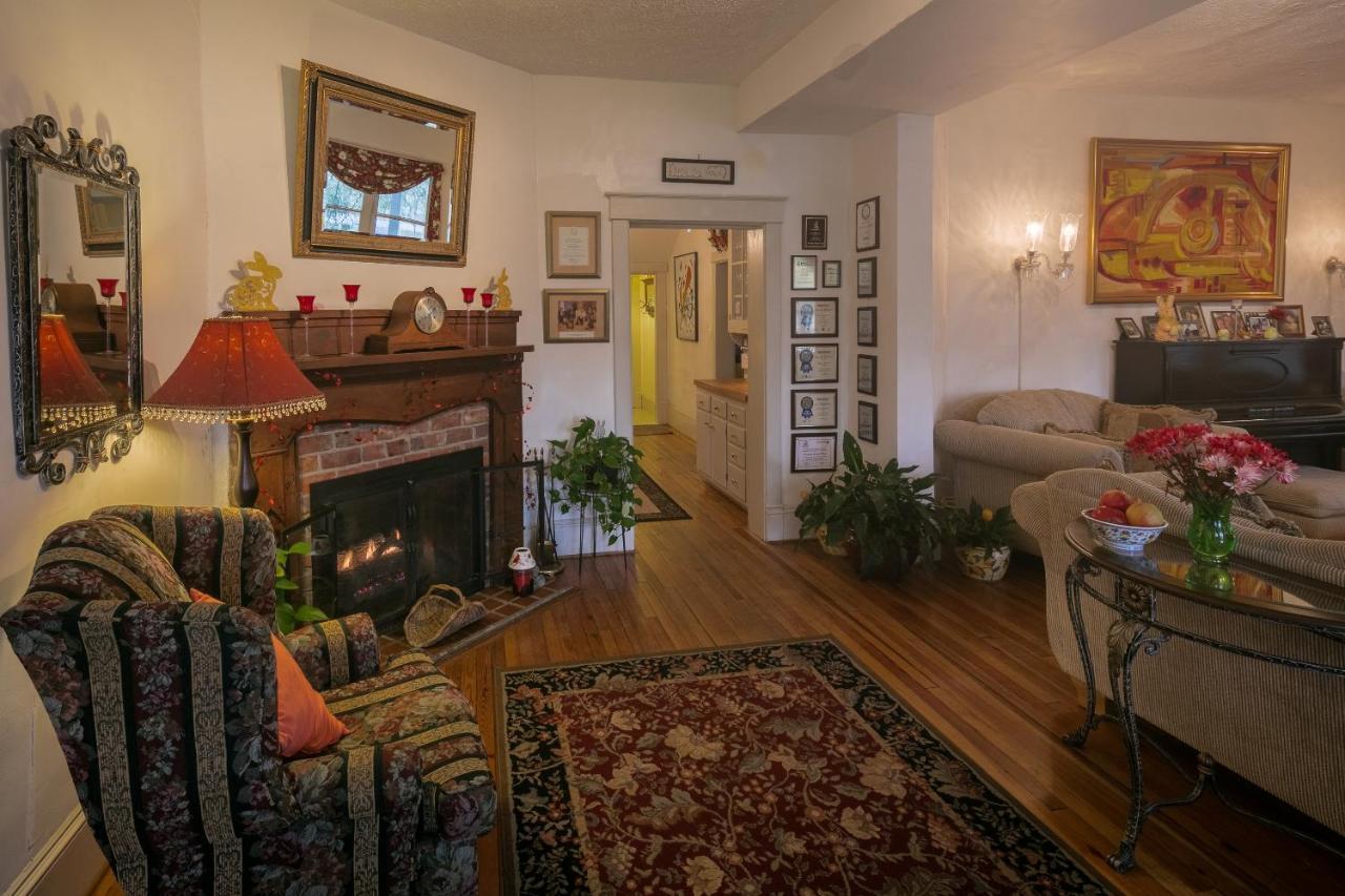Taylor House 2*