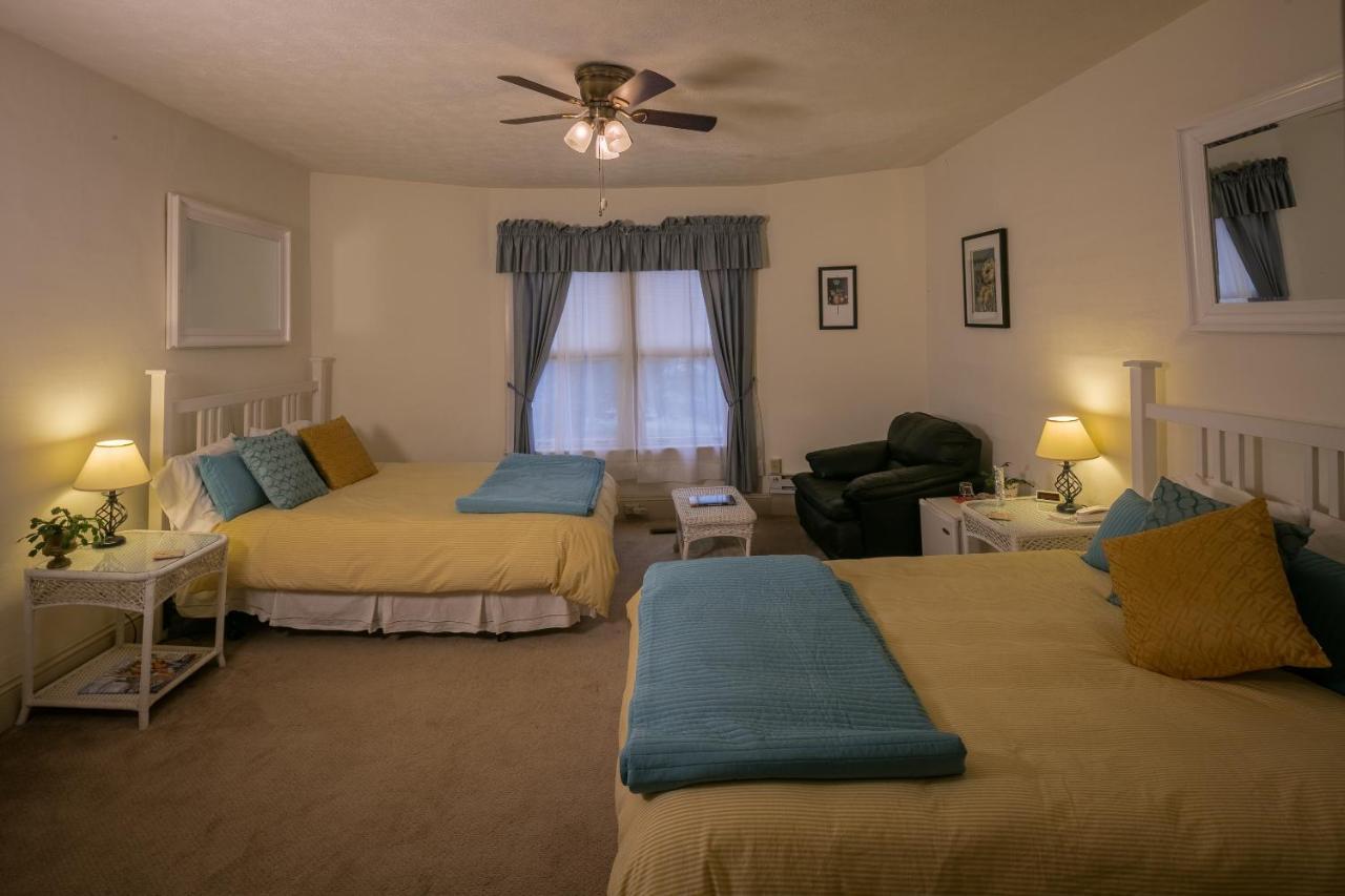 Taylor House Bed & Breakfast